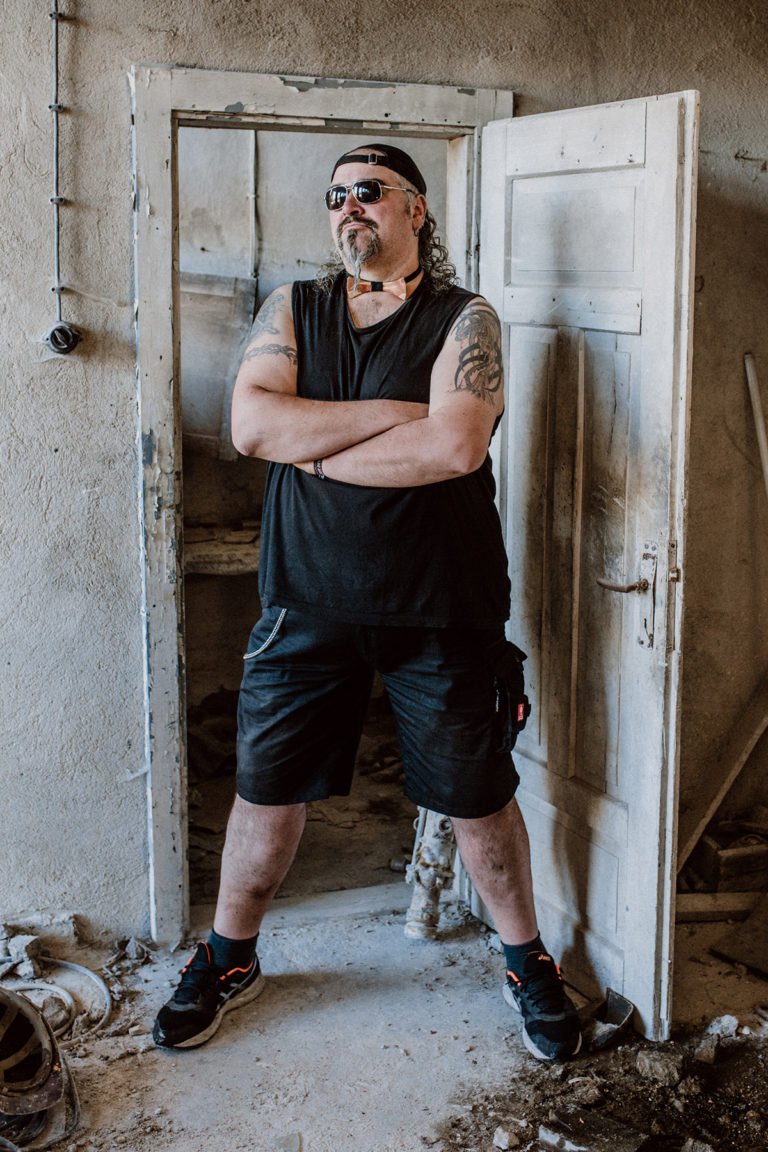 Holzfliege aus Wacholderholz - vom baam