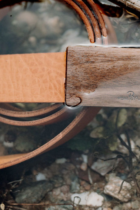 Ledergürtel cognac mit Holzschnalle Nuss